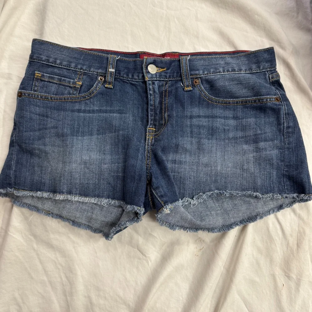 Lucky Brand Boardwalk Denim Shorts Womens‎ 6 28 Dark Wash Raw Hem Cut Off Low